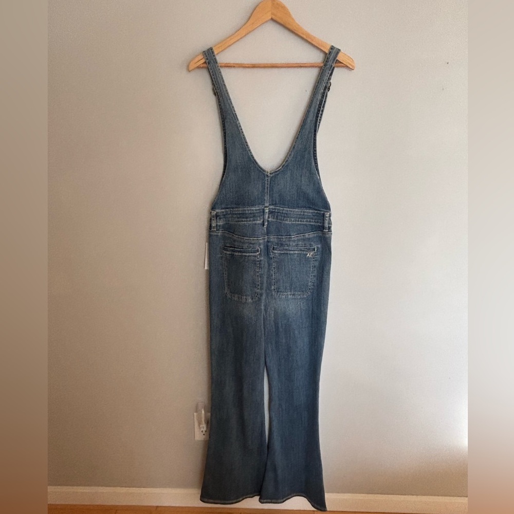 American Eagle Outfitters Light Blue Denim Overalls